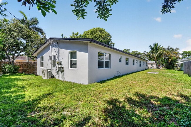 Building Photo - 3384 Rudolph Rd
