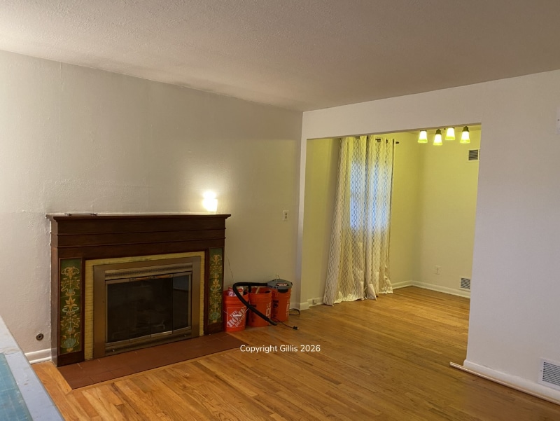 Building Photo - 12050 NE Broadway