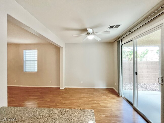 Building Photo - 10073 Pelham Park Ave