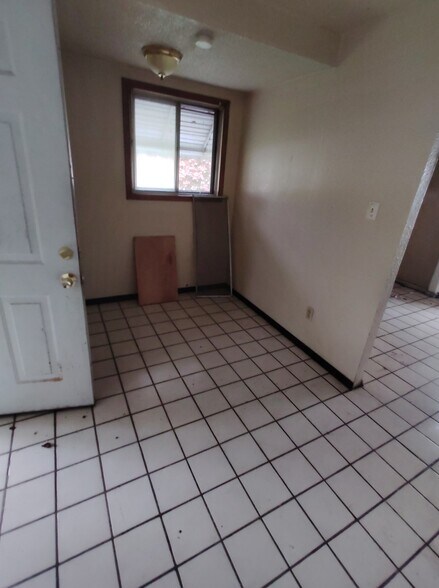 Building Photo - 1308 St Stephens Dr