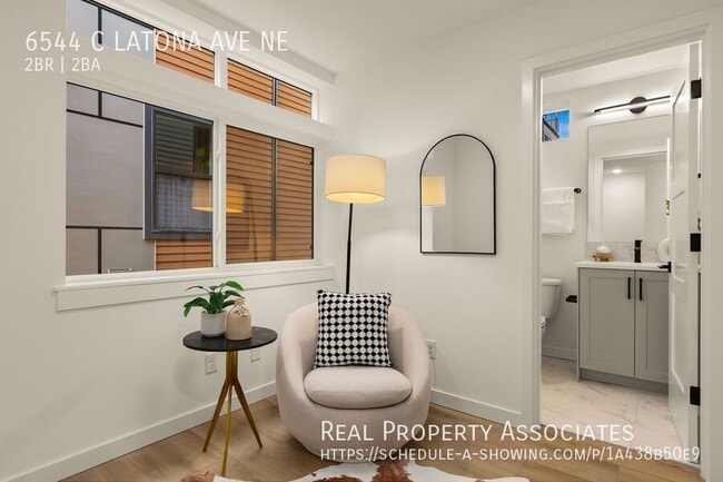 Building Photo - 6544 Latona Ave NE