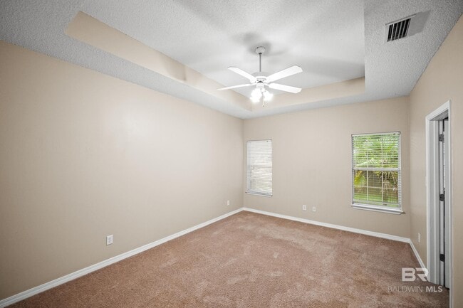 Building Photo - 500 Dolphin Ave