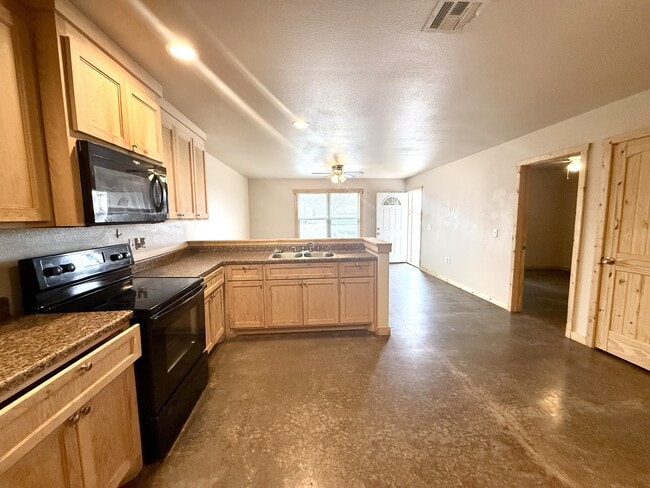 Building Photo - 11953 Sandpiper Rd