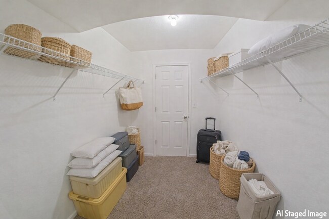 Building Photo - Backyard Deck + Attached Garage + Pet Friendly + Washer and Dryer Included! Available January Now!