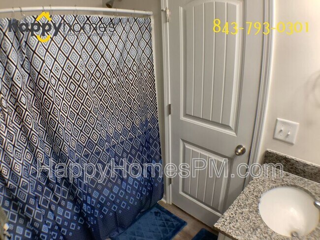 Building Photo - 230 Buchanan Circle