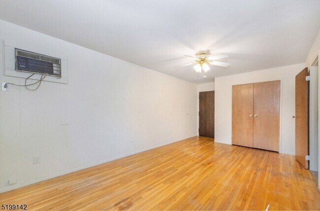 Building Photo - 685 Van Houten Ave