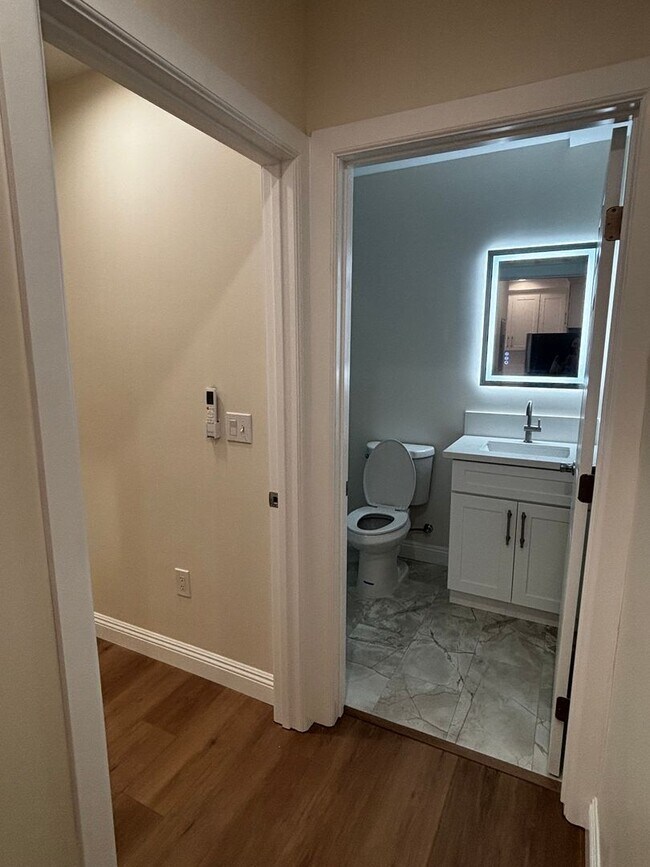 Building Photo - Brand-New Luxury 1BR ADU | Quartz Kitchen | Stainless Appliances | Never Lived In