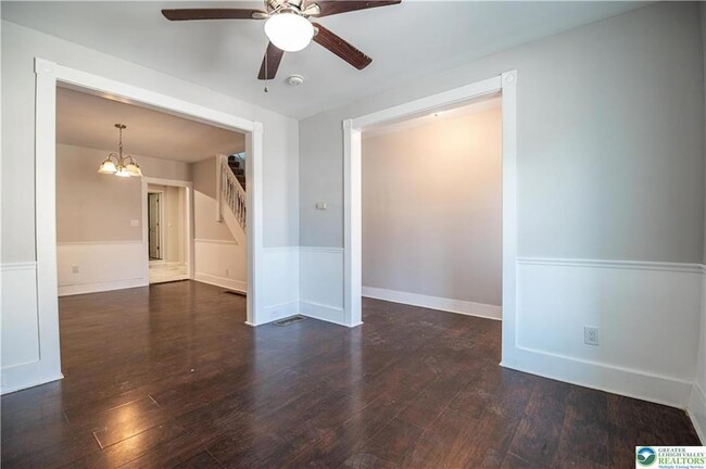 Building Photo - 1334 Lehigh St