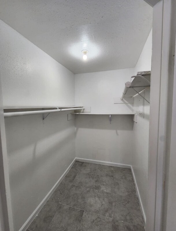 Building Photo - 10110 Forum Park Dr