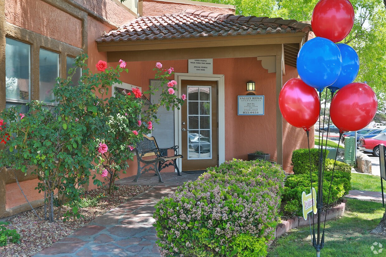 Valley Ridge Apartments El Paso