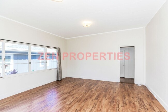 Building Photo - 3 bedroom, 2.5 bath home for rent in Lower...