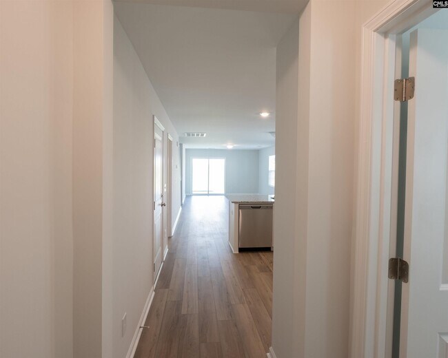 Building Photo - 433 Eclipse Ln