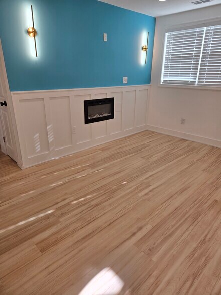 Building Photo - 3342 Tait Ter