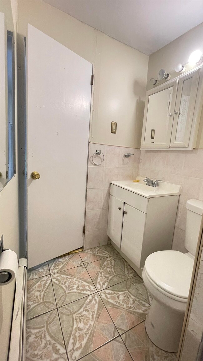 Building Photo - 94 South St