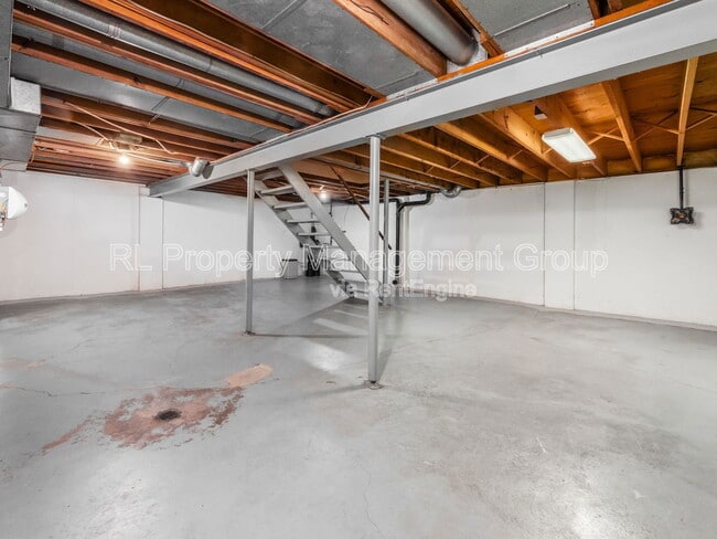Building Photo - 1627 Keats Ct