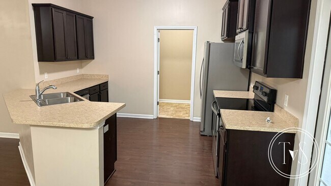 Building Photo - WINTER MOVE-IN SPECIAL: 50% OFF 1ST FULL MONTH'S RENT!*