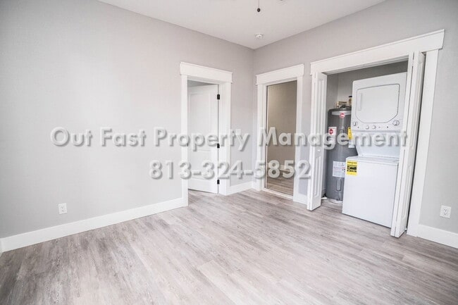 Building Photo - 2817 N Taliaferro Ave