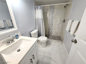 Building Photo - 3615 Boca Ciega Dr