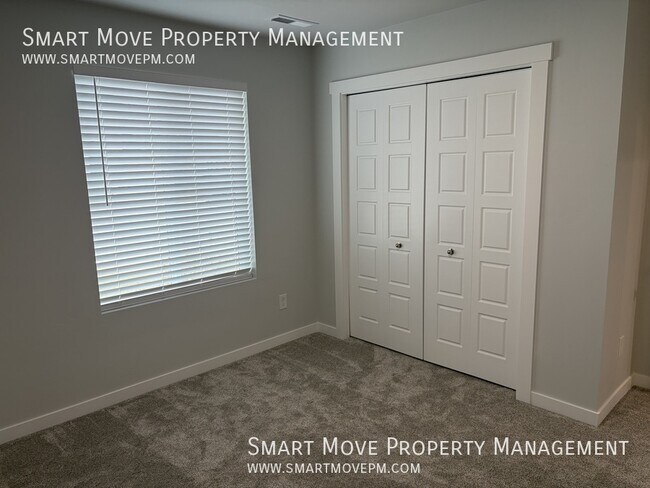 Building Photo - 3343 W Morere Dr