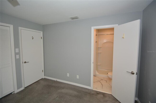 Building Photo - 14 Bolling Ln