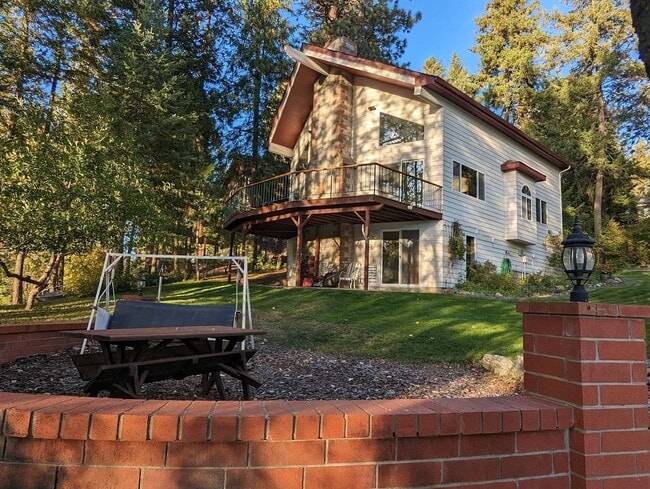 Building Photo - 134 Hanaford Rd