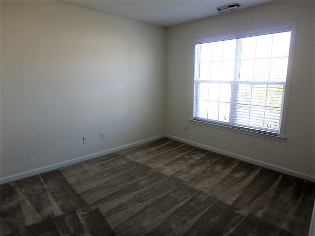 Building Photo - 224 Haywood Ln