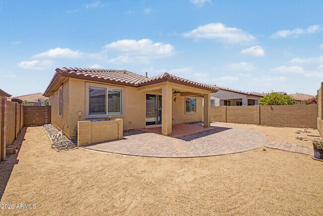 Building Photo - 20420 W Calle Encorvada