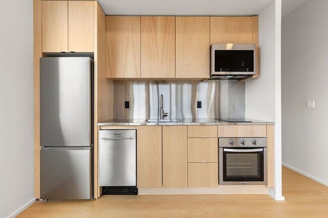 Building Photo - 7480 N Delaware Ave