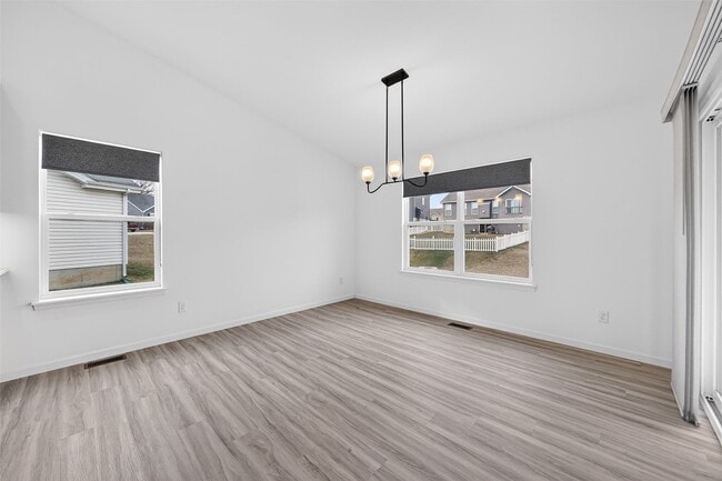 Building Photo - 203 Homestretch Ln