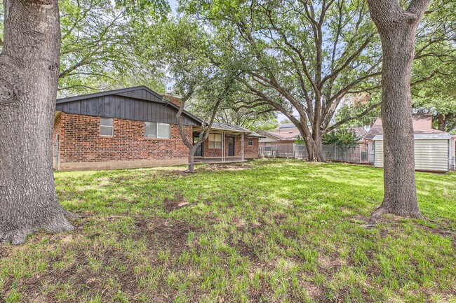 Building Photo - First time rental!
