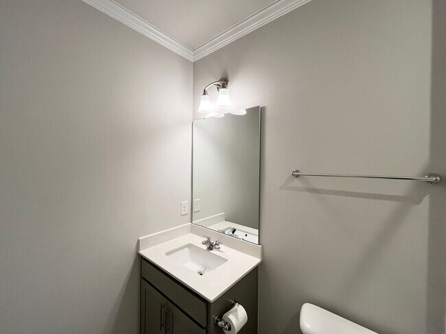 Building Photo - Stunning 4BD, 3BA Durham Home within Close Proximity to RDU Airport, Brier Creek, and Downtown Du...