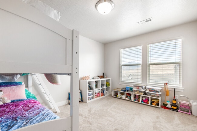 Building Photo - 16104 S Bodmin Way