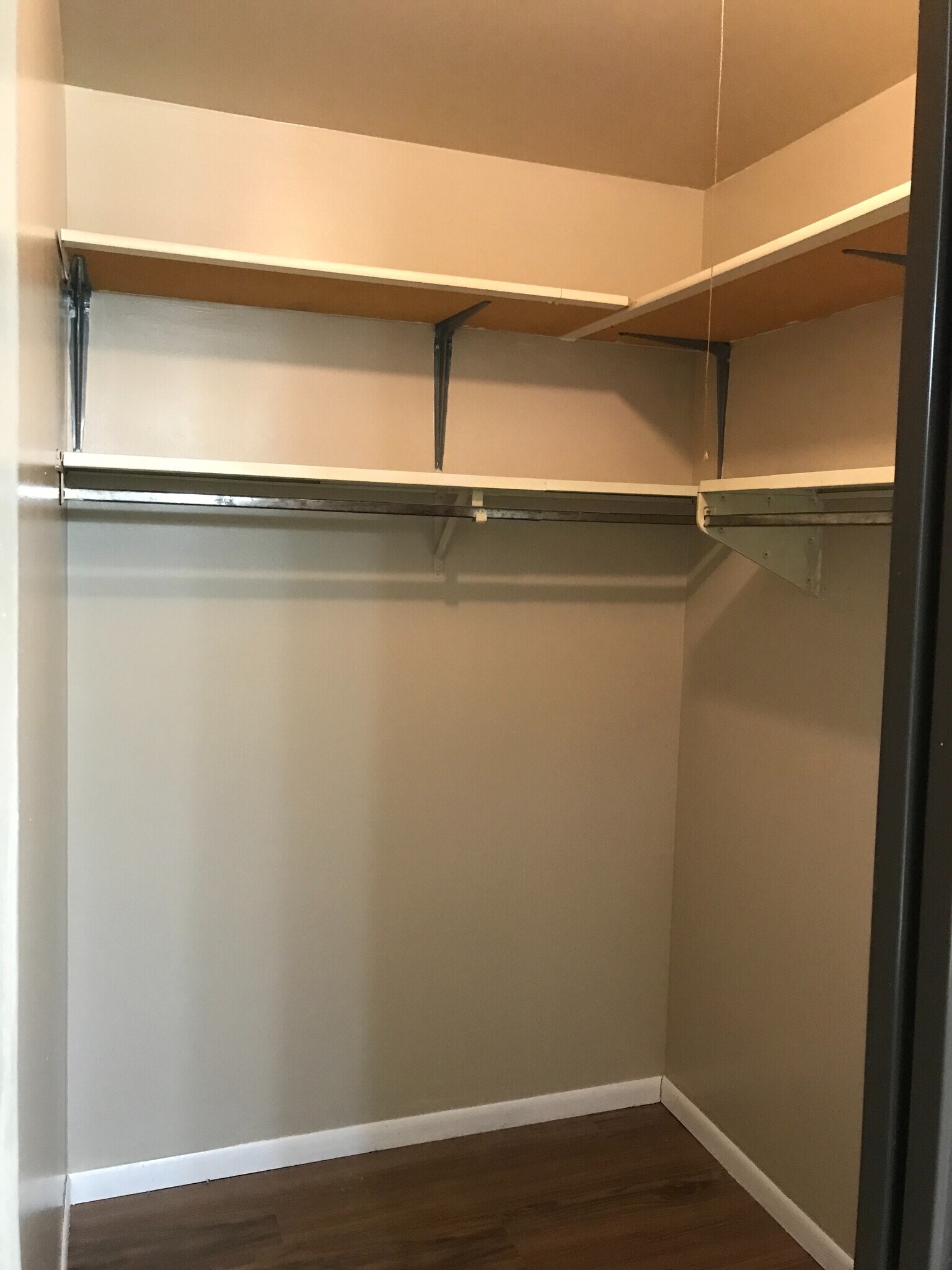 Building Photo - 7010 Newport Dr