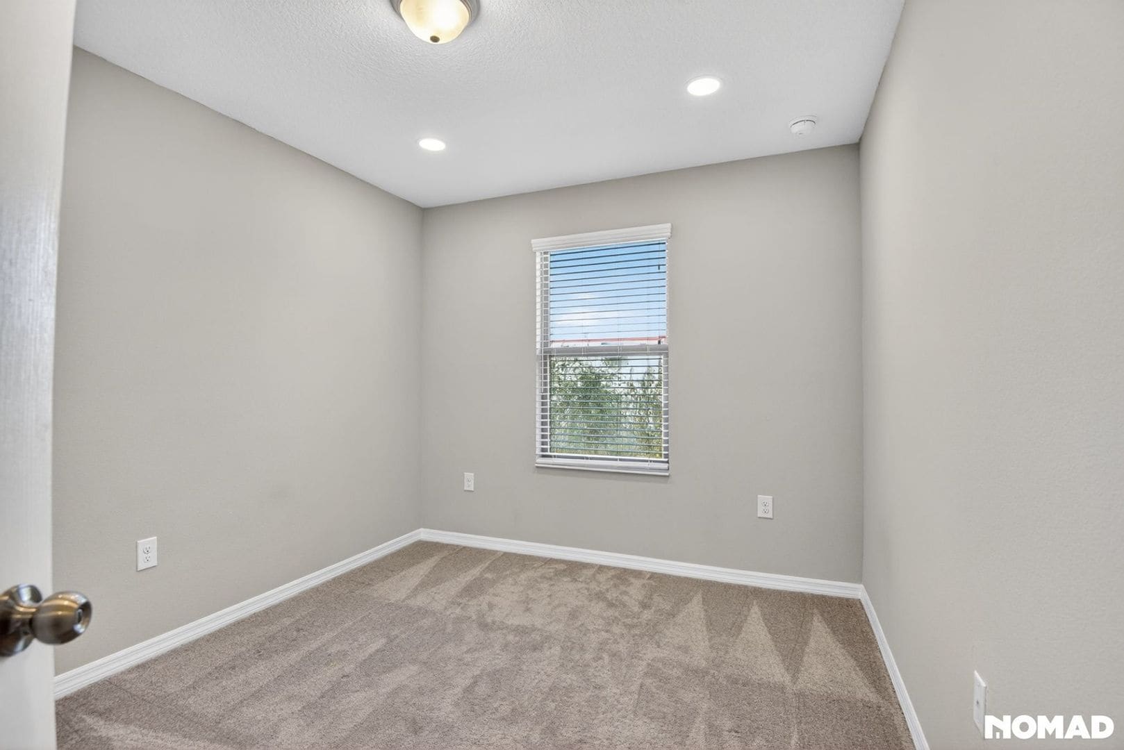 Building Photo - 242 Evertree Loop