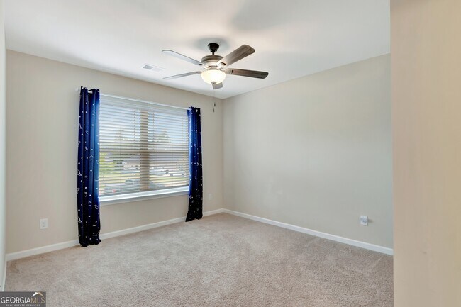 Building Photo - 180 Charleston Dr