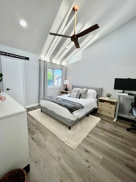 Bedroom 2 - 385 Sunrise Cir