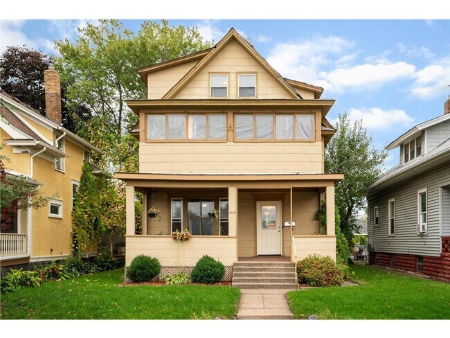 Building Photo - 1620 Concordia Ave