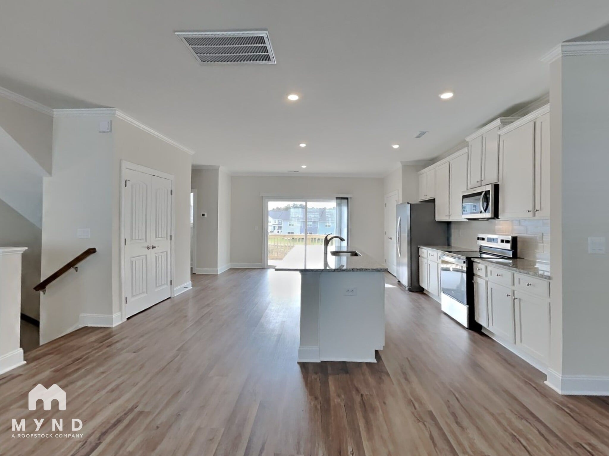 Building Photo - 6933 Woodland Stream Pl
