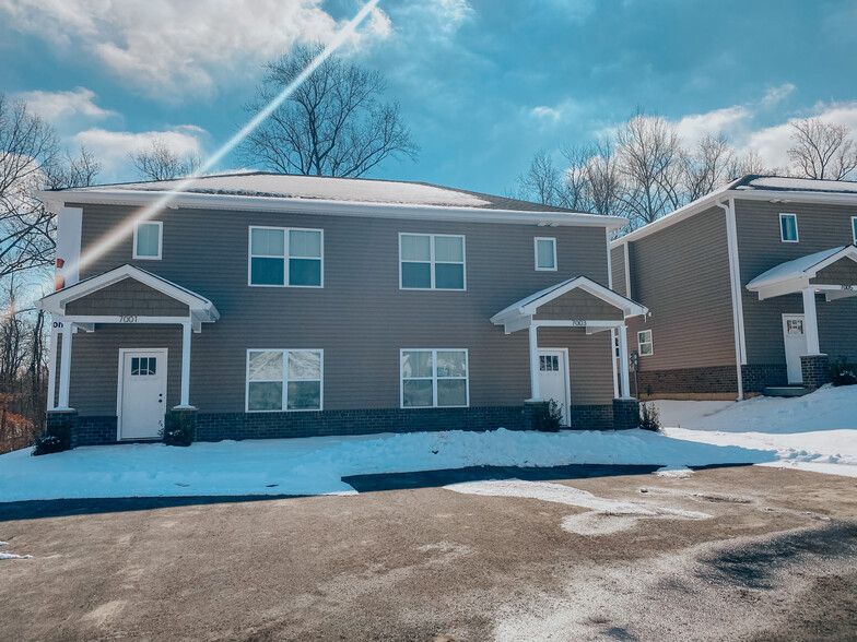 Building Photo - Williams Crossing Townhomes