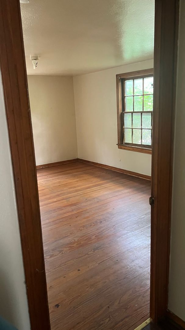 Building Photo - belcher