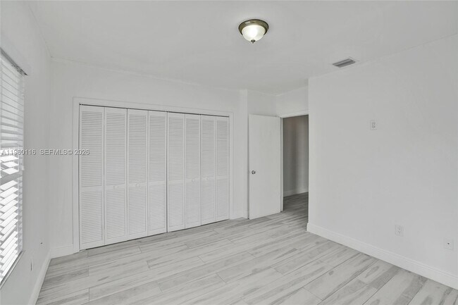 Building Photo - 5721 SW 11th St