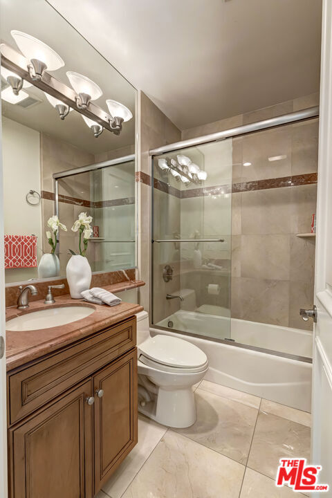 Building Photo - 132 S Maple Dr