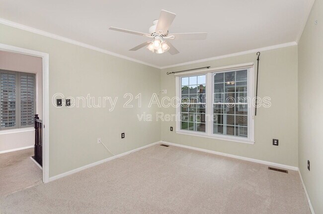 Building Photo - 2514 S Arlington Mill Dr