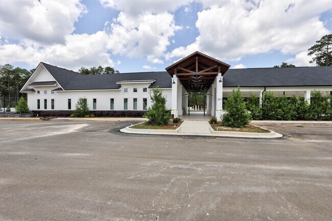 Building Photo - 1363 Landon Hills Dr