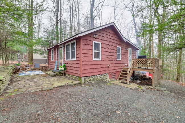 Building Photo - 91 Bruin Rd