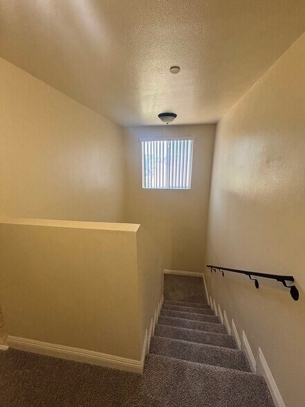 Building Photo - 4520 Cimarron St