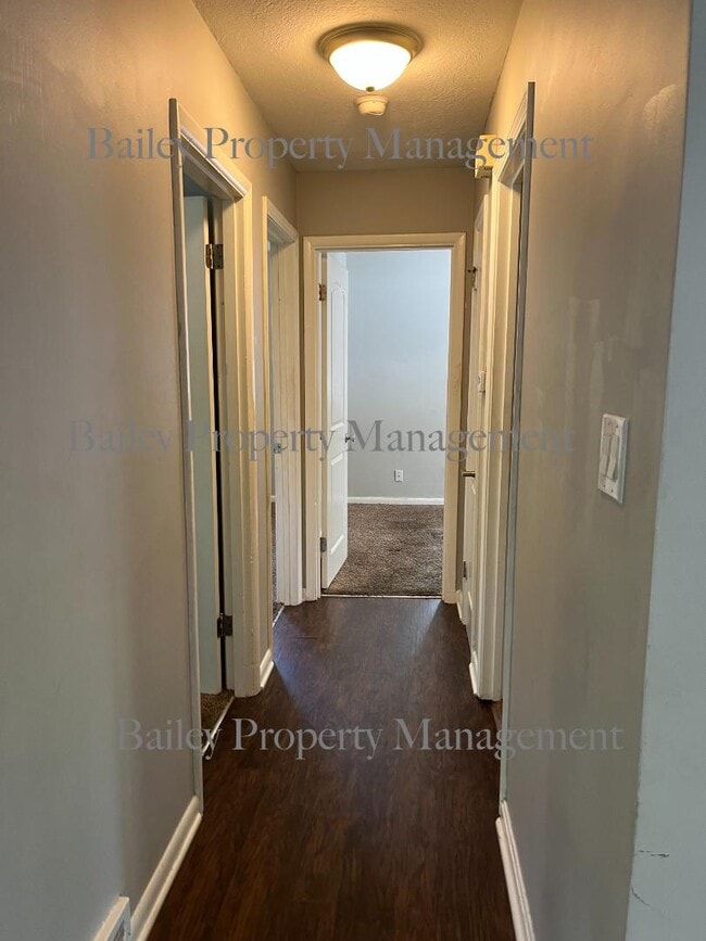 Building Photo - 6357 Doe Run Rd