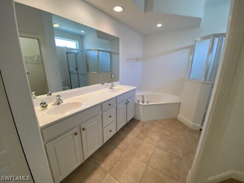 Building Photo - 15377 Cortona Way