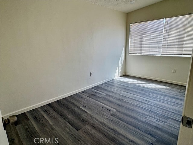 Building Photo - 134 E Cluster St