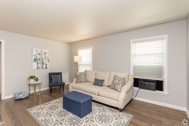 Interior Photo - Gladstone Apartments